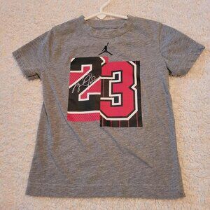 Boy's Air Jordan T-shirt, Size 4 (XS 3-4 years)